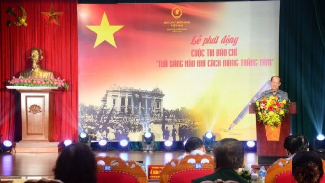 Trao giải cuộc thi báo chí 'Tỏa sáng hào khí Cách mạng Tháng Tám'