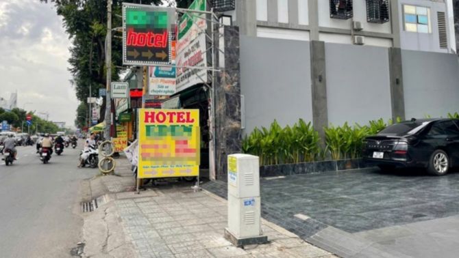 Hé lộ lý do khiến người phụ nữ 41 tuổi đâm bạn trai kém 11 tuổi phải cấp cứu sau khi vào nhà nghỉ