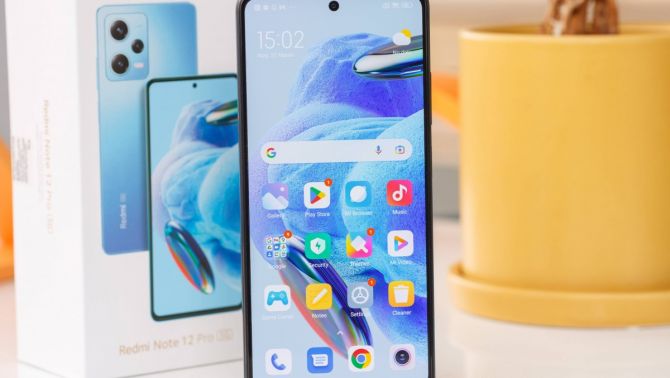 Siêu phẩm tầm trung Redmi Note 12 Pro 5G giá dưới 6 triệu, camera ngang ngửa Galaxy S22 Ultra, đe nẹt iPhone 16