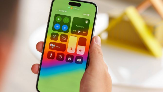 Đây là iPhone màn Dynamic Island lớn rẻ nhất Việt Nam, dùng chẳng kém gì iPhone 16 Pro Max