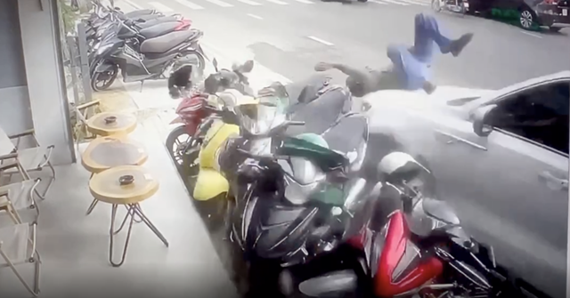 Lời khai của tài xế ô tô tông loạt xe máy, hất tung người đi đường ở Đà Lạt