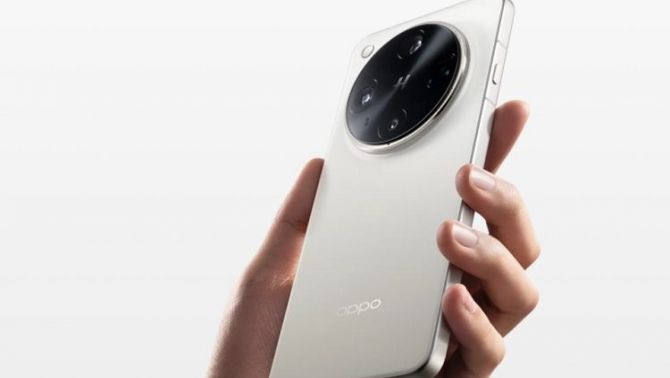 Lộ diện loạt bom tấn tầm trung của OPPO, thiết kế hoành tráng, pin siêu khủng 7.000mAh nhưng giá 'cực hời'