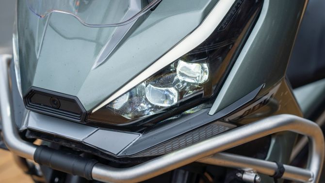 Tuyên chiến Honda SH, ‘vua xe ga’ mới xịn hơn Air Blade ra mắt tại Việt Nam, trang bị khủng, giá mềm