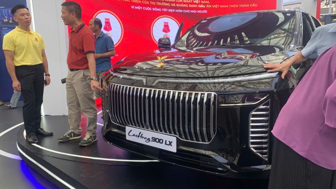 Cận cảnh Lạc Hồng 900 LX -  SUV điện chống đạn đưa đón nguyên thủ quốc tế tại đại lễ A80