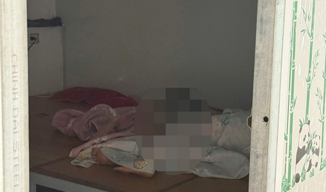 Hiện trường bất thường vụ 2 cháu nhỏ tử vong tại phòng trọ ở Hưng Yên cùng người bà bị vết thương rạch ở tay