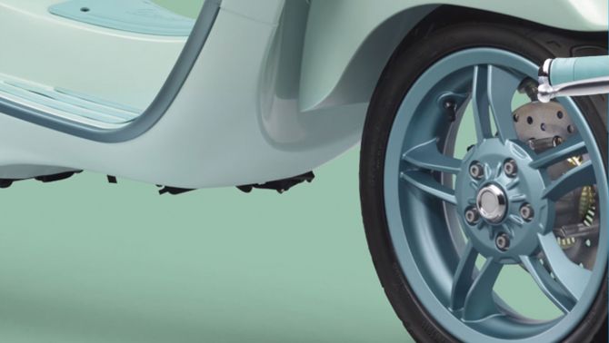 ‘Huyền thoại xe ga’ 155cc mới của Ý chính thức ra mắt: Hạ đo ván Honda SH Mode, có ABS, giá cực mềm