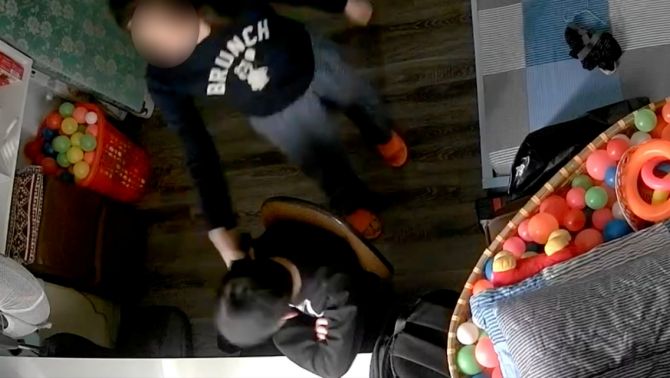 Vụ bé trai viết tâm thư cầu cứu: Hé lộ lời bao biện khó chấp nhận của người mẹ kế khi bại lộ chuyện