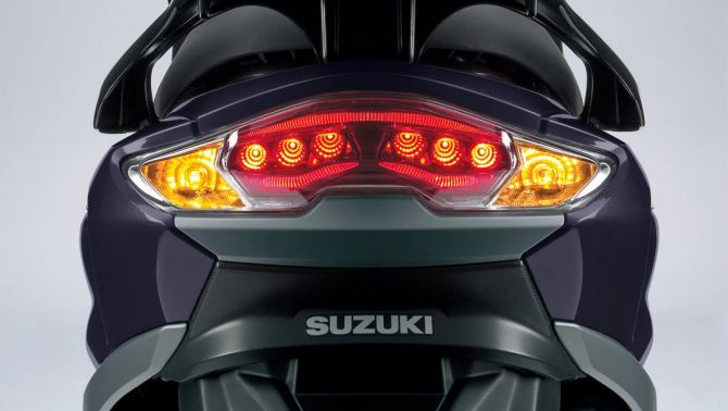 Suzuki chính thức ra mắt ‘xe ga quốc dân’ 125cc mới đẹp lấn át Honda Vision và SH Mode, giá hấp dẫn