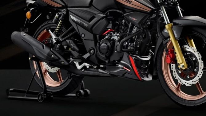 ‘Vua côn tay’ 180cc mới chính thức ra mắt giá 36 triệu đồng: Khắc chế cứng Honda Winner R và Exciter