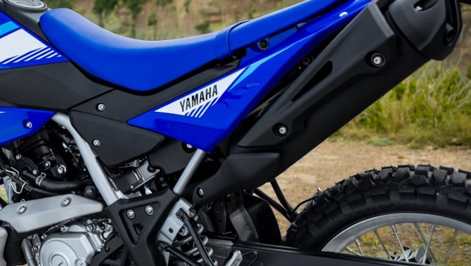 Yamaha chính thức ra mắt ‘vua côn tay’ 125cc mới khắc chế cứng Honda Winner R, có phanh ABS, giá mềm