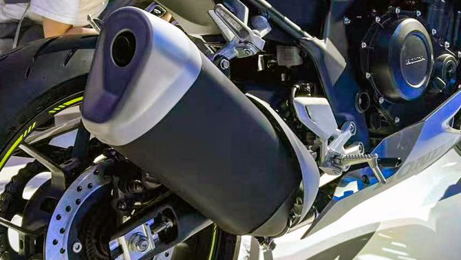 Honda chính thức ra mắt ‘vua côn tay’ mới chất hơn Winner R, trang bị át vía Yamaha Exciter, giá mềm