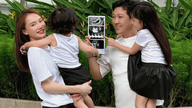 Trường Giang - Nhã Phương hạnh phúc thông báo mang thái bé thứ 3, khoảnh khắc tổ ấm nhỏ gây sốt