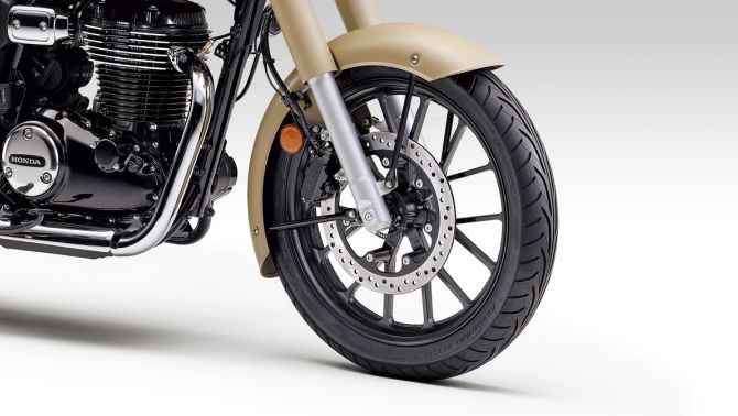 Honda chính thức ra mắt ‘huyền thoại côn tay’ mới giá 52 triệu đồng: Chơi tới bến với Yamaha Exciter