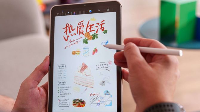 Mở hộp, trên tay Xiaomi Pad Mini: Máy tính bảng nhỏ gọn đầu tiên có màn 165Hz, cấu hình khủng đe nẹt iPad mini