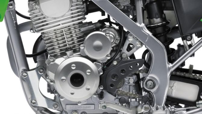 ‘Vua côn tay’ 144cc mới của Nhật chính thức ra mắt: Hạ đo ván Honda Winner R và Exciter, giá hấp dẫn