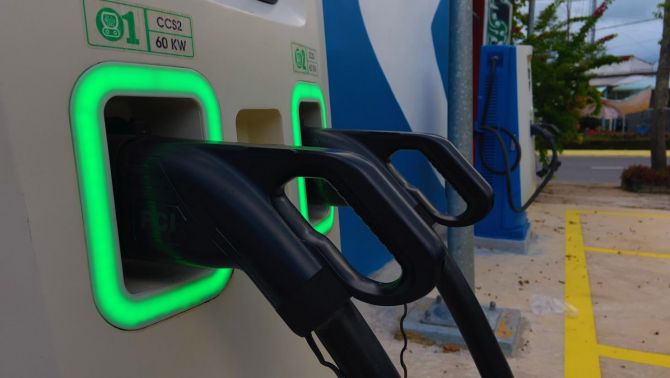 Các hãng xe điện nước ngoài muốn lập 'liên minh trạm sạc' tại Việt Nam, ý tưởng khó thành sự thật