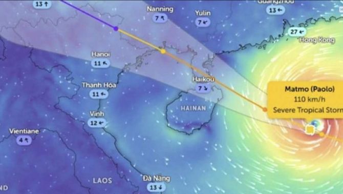 Tin mới nhất về bão số 11 Matmo: Bão hướng vào Quảng Ninh, Hà Nội có nguy cơ ngập lụt