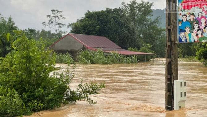 Khẩn: Lũ trên sông trung tại Hữu Lũng - Lạng Sơn vượt mức lịch sử năm 1986 và đang tiếp tục lên