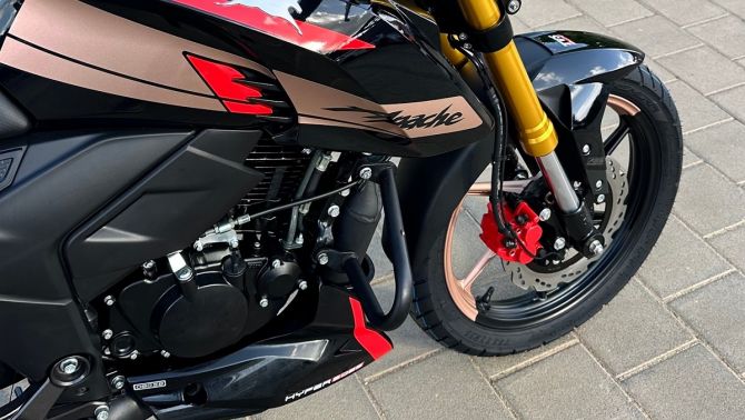 ‘Vua côn tay’ 160cc mới chính thức về đại lý giá 39 triệu đồng: Rẻ hơn hẳn Honda Winner R và Exciter