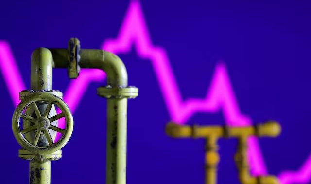 Cập nhật giá xăng dầu hôm nay 9/10: Giá xăng dầu thế giới ít thay đổi, trong khi trong nước giảm sâu