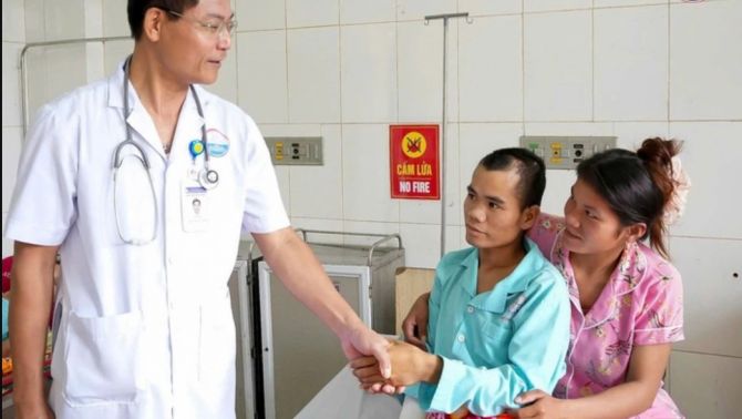 Vụ xe tải lao vào chợ chuối khiến 12 người thương vong: Hành trình cứu sống ngoạn mục nạn nhân cuối cùng