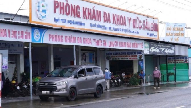 Mức phạt nào cho cơ sở có bác sĩ 'bằng cấp không hợp pháp' từng khám cho hơn 4.500 bệnh nhân?