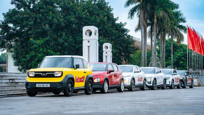 Giới chuyên gia nói gì về kì tích chưa từng có trong lịch sử của VinFast?