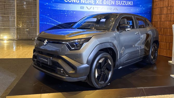 Suzuki e Vitara ra mắt Việt Nam: CUV điện 428 km, đối thủ mới của BYD Atto 3