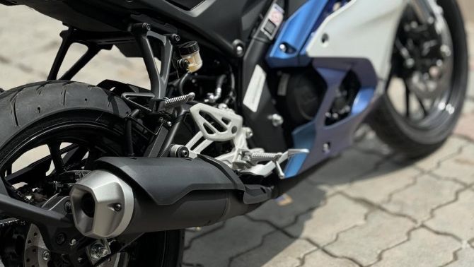 Yamaha chính thức mở bán ‘vua côn tay’ 155cc mới giá 48 triệu đồng: Chơi tất tay với Honda Winner R