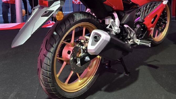 Honda chính thức ra mắt ‘vua côn tay’ 150cc mới giá 55 triệu đồng: Gây áp lực với Yamaha Exciter 155