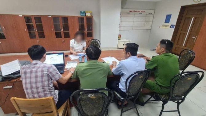 TP.HCM: Phát hiện sân Pickleball quảng cáo web cờ bạc trá hình và mức phạt cho hành vi sai trái