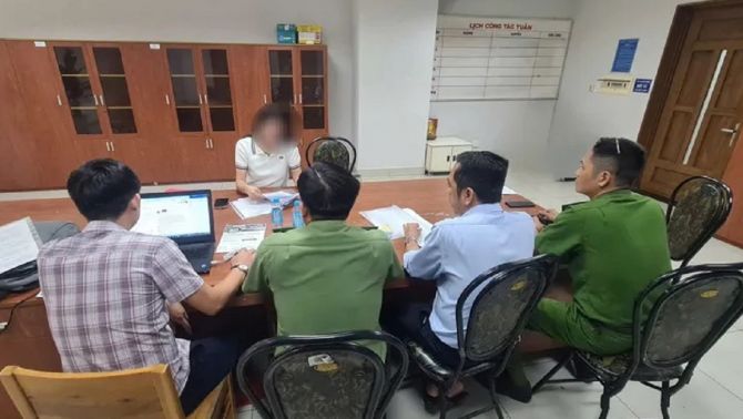 6 người mẫu váy trắng quảng cáo cờ bạc tại sân Pickleball, công ty ở TP.HCM bị xử phạt nặng