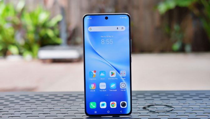 Một ngày rong chơi cùng vivo V60 Lite 5G: Thiết kế trẻ trung, hiệu năng mạnh mẽ, thời lượng pin không có gì để chê