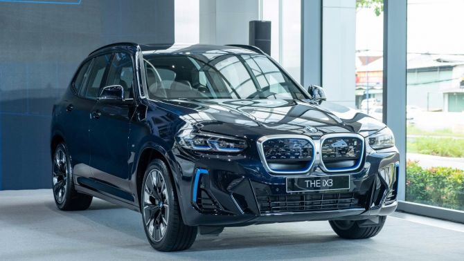 Giá BMW iX3 giảm sâu hơn tỷ đồng nhưng đi kèm một hạn chế đáng chú ý