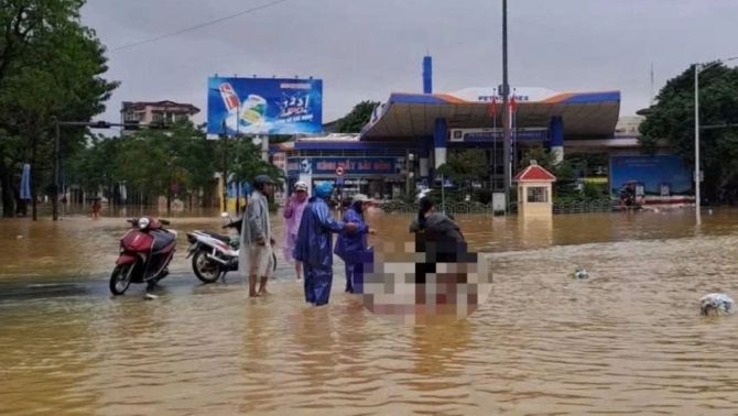 Vụ sản phụ 'vượt cạn' ngay giữa dòng nước lũ: Hé lộ nguyên nhân gây tranh cãi