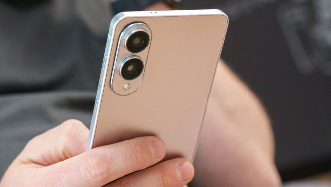 Samsung đang phát triển smartphone mỏng hơn cả Galaxy S25 Edge, tham vọng phá vỡ giới hạn