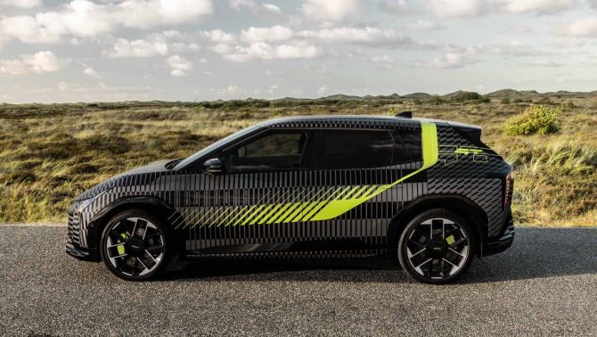 Kia EV4 hiệu năng cao chính thức lộ diện, sẵn sàng thách thức Tesla Model 3