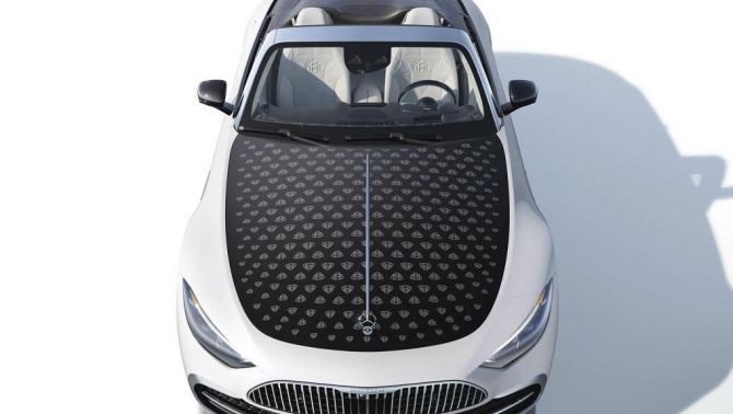 Mercedes-Maybach SL 680 lộ diện: Xe mui trần siêu sang với nhiều chi tiết được làm thủ công