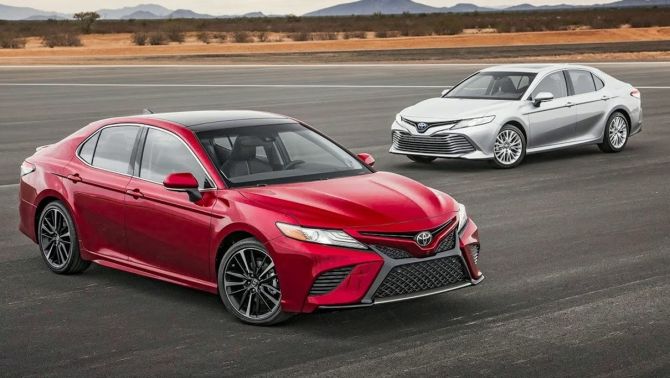 Bền bỉ trứ danh, nhưng Toyota Camry vẫn 'mất điểm' vì nhiều lỗi quen thuộc