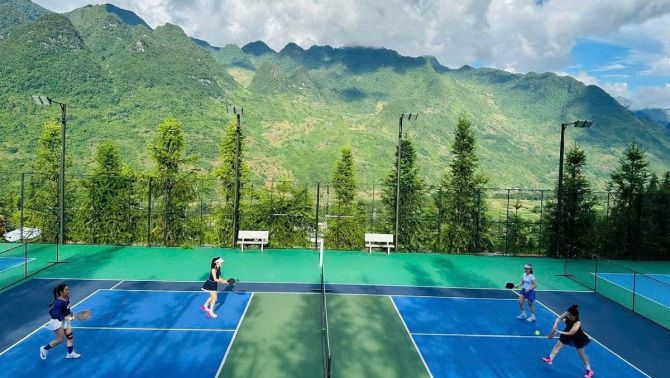 Cận cảnh sân pickleball đẹp như 'chốn tiên cảnh' giữa núi rừng Đông Bắc