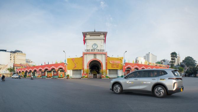 Lý do Xanh SM Limo được lòng người dùng Việt: ‘Bao trọn’ 6 hành khách, tiện nghi và chuẩn xanh