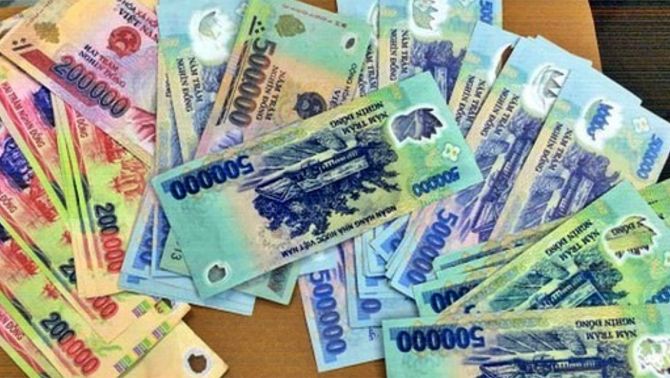 Tiền giả in ấn tinh vi len lỏi vào biên giới: Công an cảnh báo người dân áp dụng 3 quy tắc sống còn khi nhận tiền