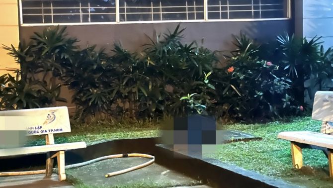 Danh tính nam sinh rơi từ tầng 8 tử vong tại trường đại học TP.HCM: Hé lộ nguyên nhân đau lòng?