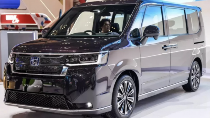 Honda trình làng MPV hybrid StepWGN 2026: Xe gia đình 7 chỗ tiết kiệm với tiện nghi vượt trội