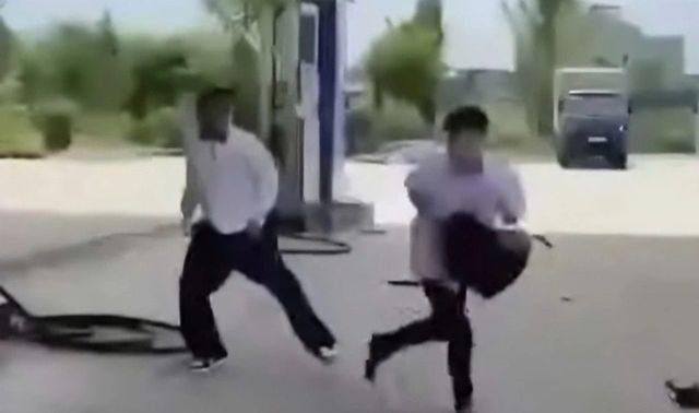 Đã có kết quả điều tra vụ nam sinh ở Thanh Hóa bị bạn đâm tử vong: 2 nam sinh trường THPT Đặng Thai Mai bị bắt