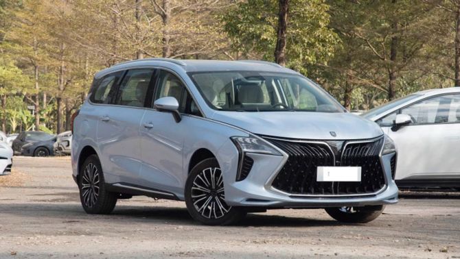 ‘Đè bẹp’ Mitsubishi Xpander: MPV hybrid siêu tiết kiệm nhiên liệu chưa đến 600 triệu đồng