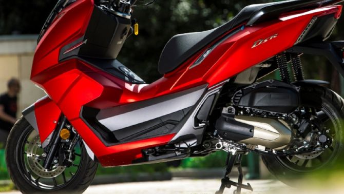 ‘Vua xe ga’ 175cc mới chính thức ra mắt giá 70 triệu đồng: Lấn át cả Honda SH và SH Mode vì quá chất