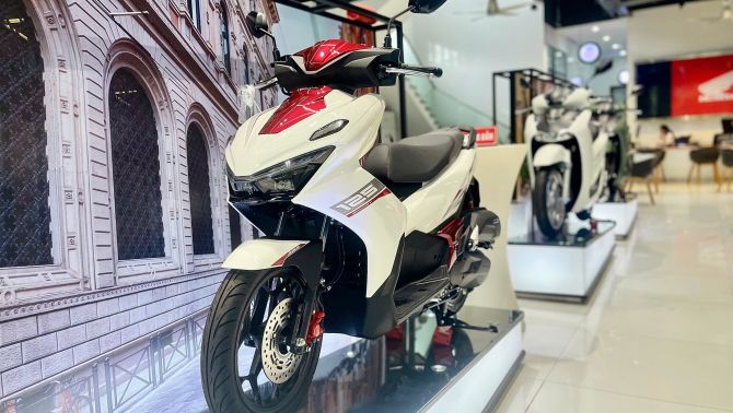 Bảng giá xe Honda Air Blade 2026 giữa tháng 11/2025 rẻ như 'bèo': Thiết kế mới hút khách hơn bản cũ