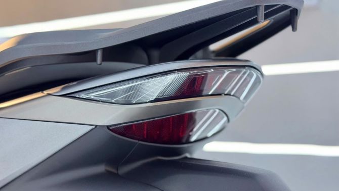 Honda chính thức mở bán ‘huyền thoại xe ga’ mới tại Việt Nam: Có phanh ABS, màn TFT cực đẹp, giá mềm