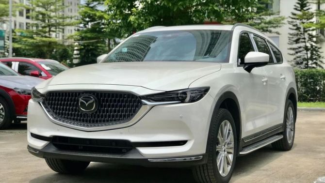 Mazda CX-8 cập nhật giá lăn bánh cực rẻ giữa tháng 11/2025, 'hạ bệ' Ford Everest và Toyota Fortuner